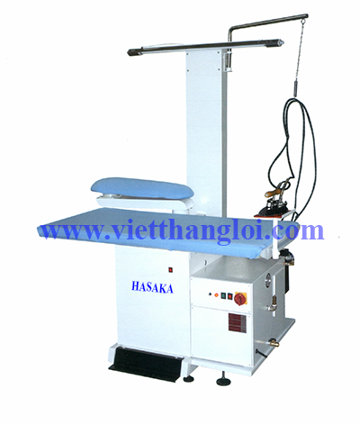 Ironing table equipped with boiler